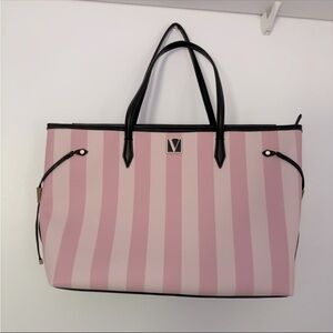 Victoria’s Secret Beauty Victoria Carryall Iconic Stripe Tote